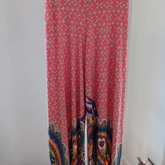 Win Win Apparel Women's Active Wear Leggings Relax Fit - Size Small - - Picture 2 of 3